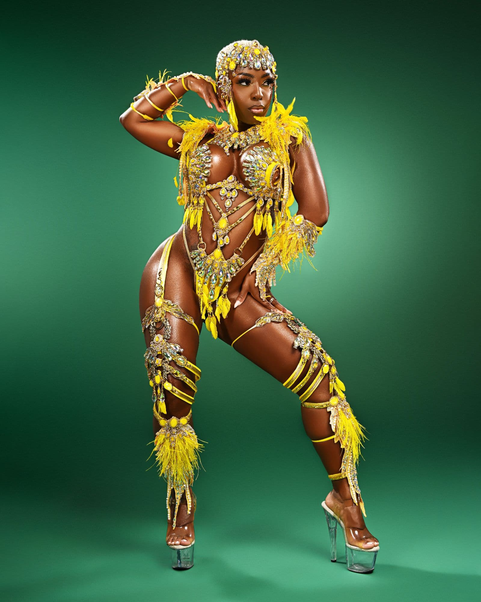 9d4c5860cc1a0401e42eba89ea71a350_Frontline_Bodywear_01.jpg