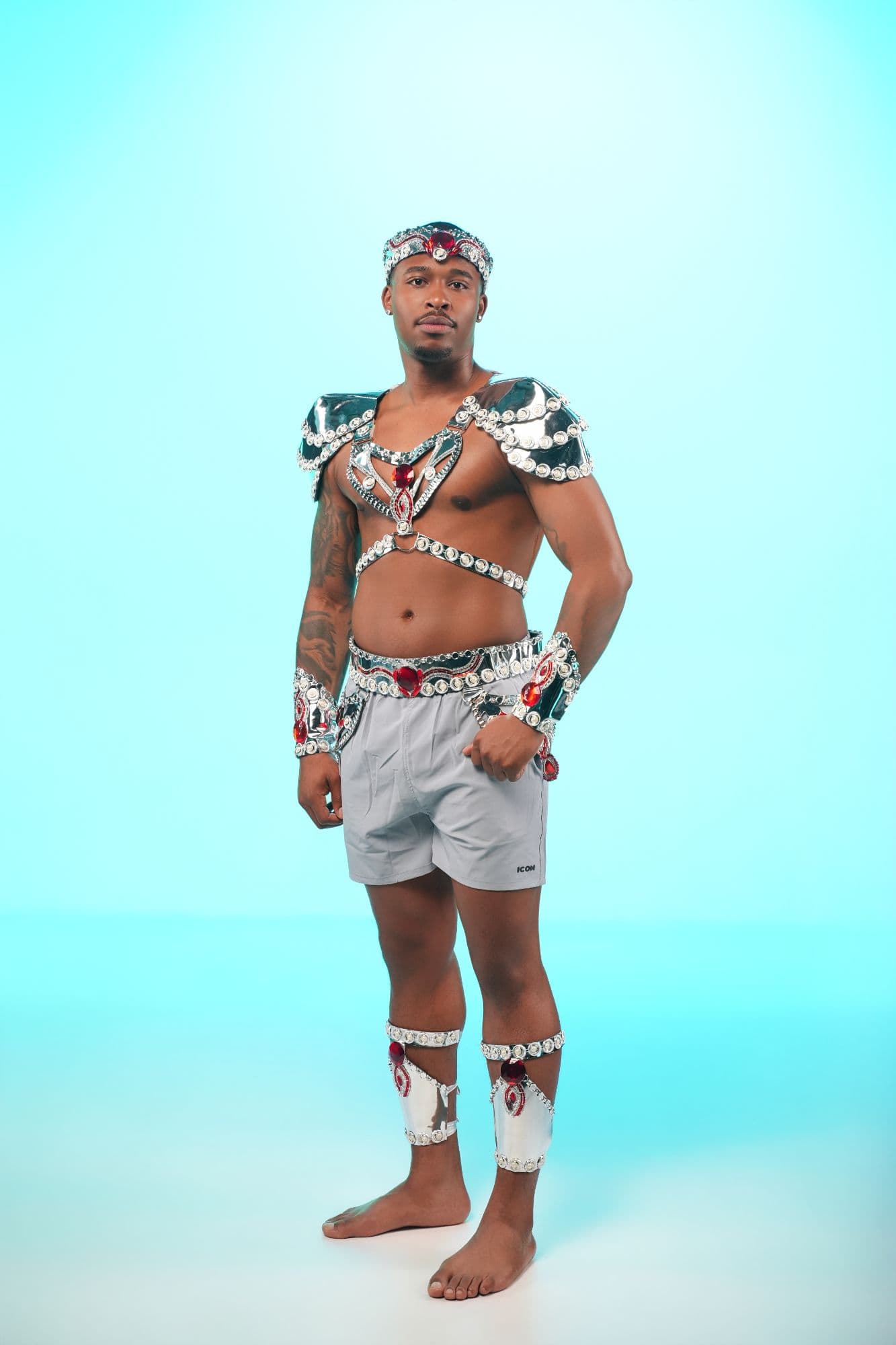 db169b5fe86163aa99a05a2884a5d022_Male_Backline.JPG