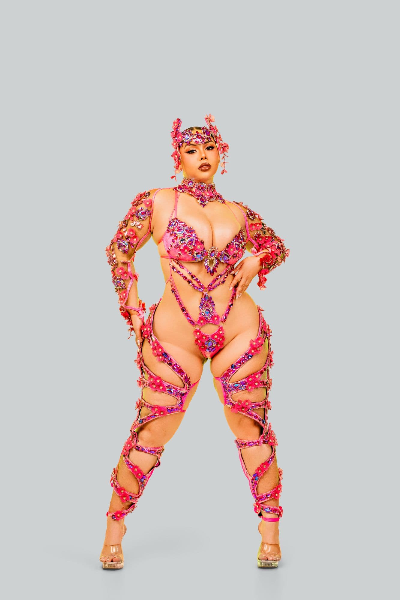 3d2ce3e72a16f5fc44a796750139e93c_CURVY_FRONTLINE.jpg